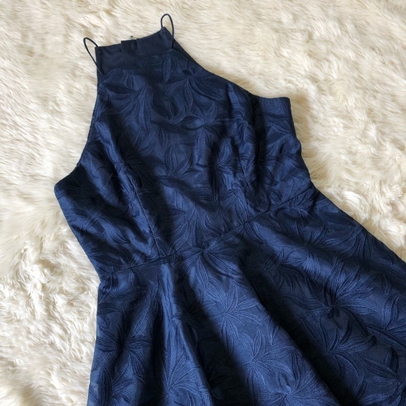 Keepsake the Label Dress Embroidered Organza Jacquard Navy M - Picture 13 of 13